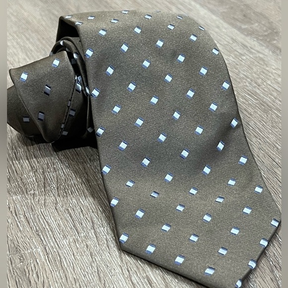 Ermenegildo Zegna Tie Made in Italy 100% Silk Brown Navy Geometric Pattern EUC - Picture 3 of 13